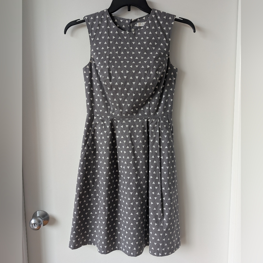 Birds of North America Grey Cotton Dress w/ Pockets Made in Canada